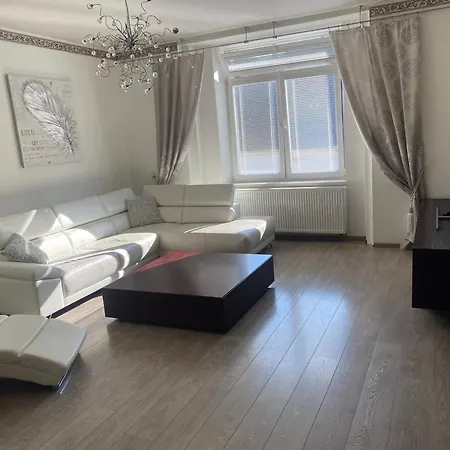 Konstantinova Appartement *